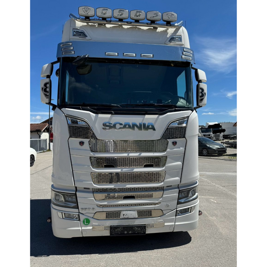 Scania S650! Entièrement équipé. Plein d'air